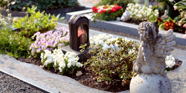 Toussaint, la Gendarmerie alerte sur les risques de vols près des cimetières