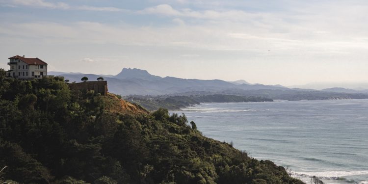 Vidéo - Bidart impressionnant éboulement de falaise