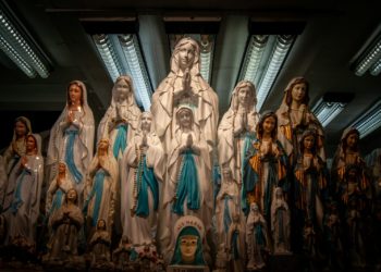 Des milliers de personnes attendues à Lourdes pour le pèlerinage du Rosaire