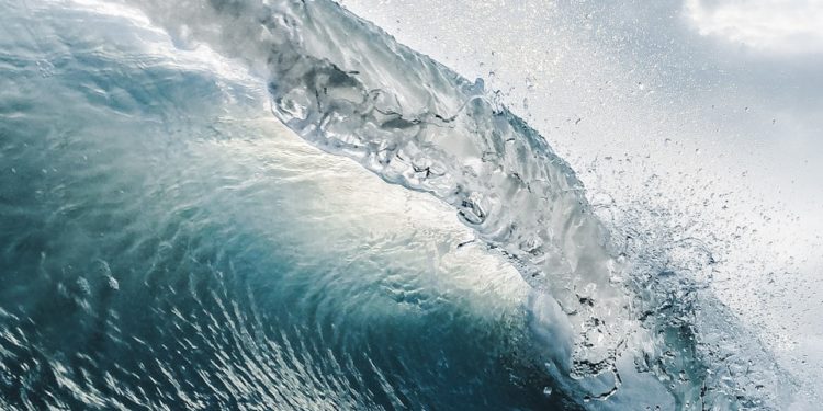 Avec les vents du cap Finisterre, la course du Vendée Globe dans le vif du sujet