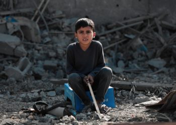 Gaza : la présence généralisée de munitions explosives continue de mettre des vies en danger