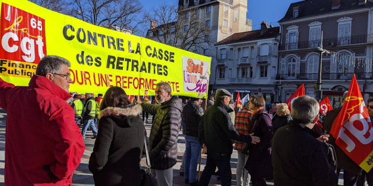 Retraite à 64 ans, l'aveu de Bayrou sur le conclave : la CGT quitte les négociations