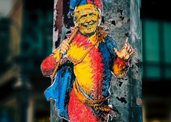 1OO premiers jours de Trump "je dirige le pays et le monde"