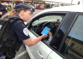 Journée rouge sur les routes, la police de Tarbes sensibilise au port de la ceinture