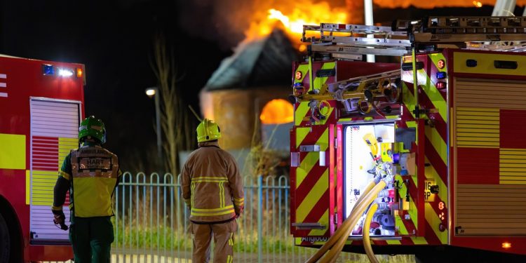 Des images impressionnantes d'un incendie en cours