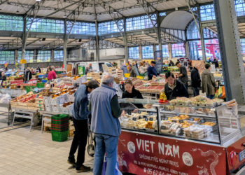 Fraises, asperges et artichauts en vedette au marché Marcadieu de Tarbes ce jeudi