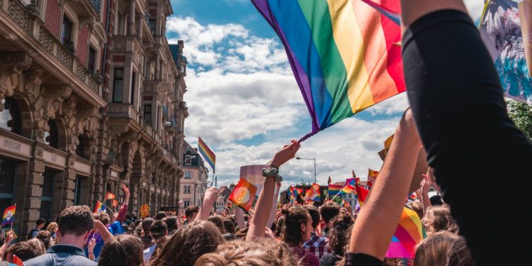 Les violences anti-LGBT+ ont augmenté en France en 2024