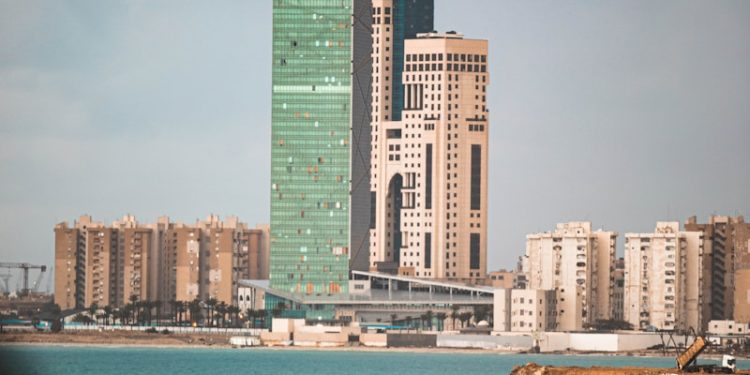 Après des affrontements à l'artillerie, annonce d'une trêve en Libye