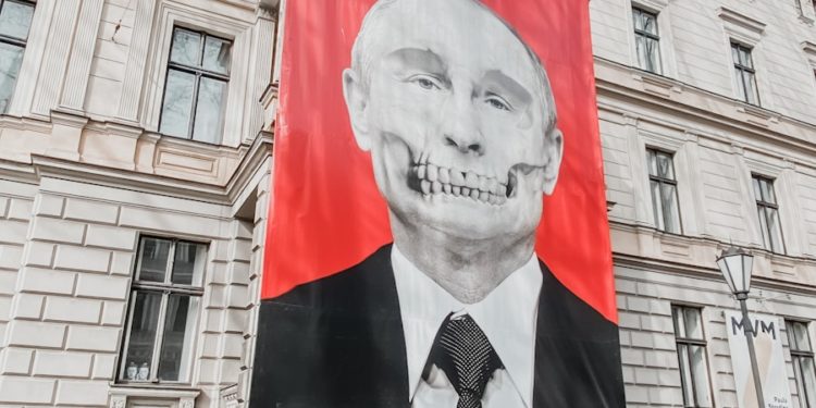 Guerre Russie Ukraine - des pourparlers de paix sans Poutine ni Zelensky