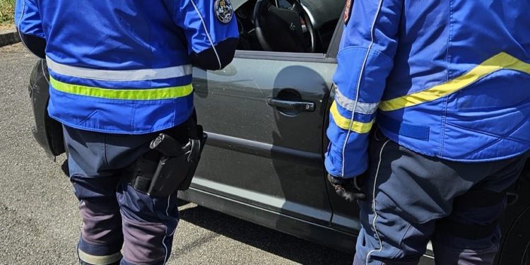 Avec 4 passagers, un jeune conducteur contrôlé en grand excès de vitesse