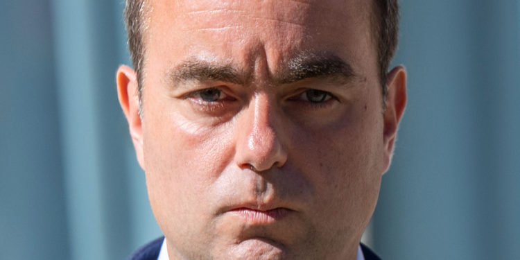 Lecornu contre l'ISF, la taxe Zucman et un retrait de la réforme des retraites