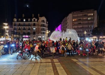 Nouveau succès pour la Vélorution Halloween à Tarbes