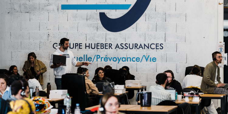 Courtier d’assurances indépendant : pourquoi la proximité compte