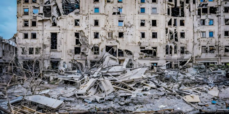 Ukraine : les frappes russes s’intensifient