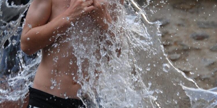9 départements de l'ouest de la France placés en alerte rouge canicule vendredi