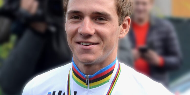 Vingegaard abandonne, Evenepoel gagne, Pogacar en Jaune, Seixas a perdu du temps